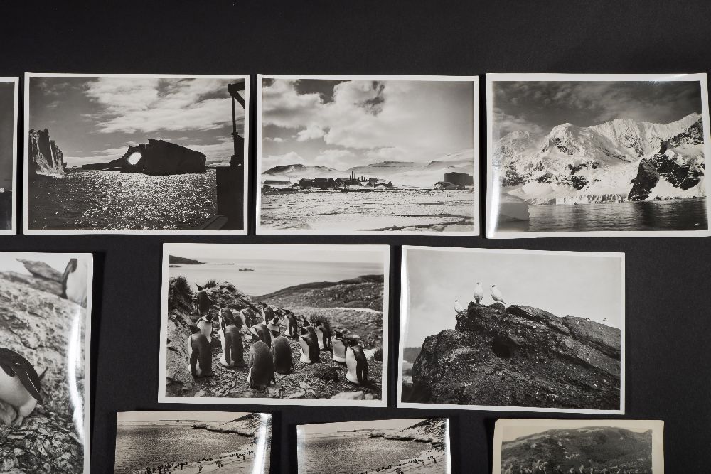 Antarctic Interest- a collection of 16 small black and white photographs of Antarctic views and - Image 3 of 5