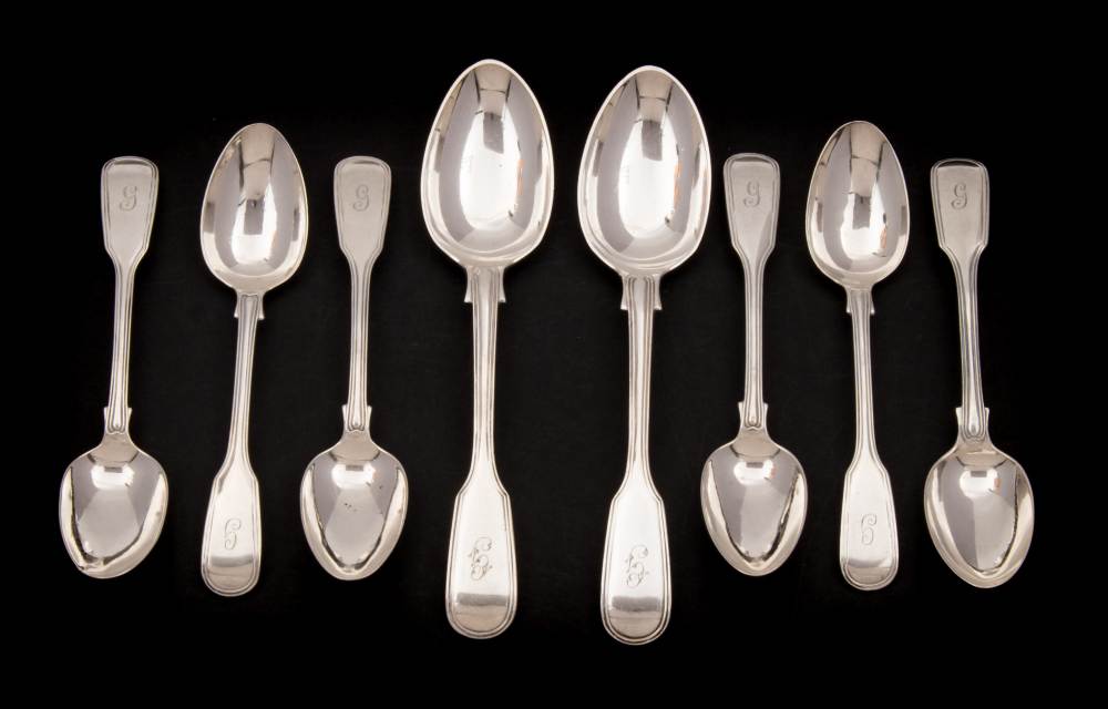 Six matched silver Fiddle and Thread pattern teaspoons,