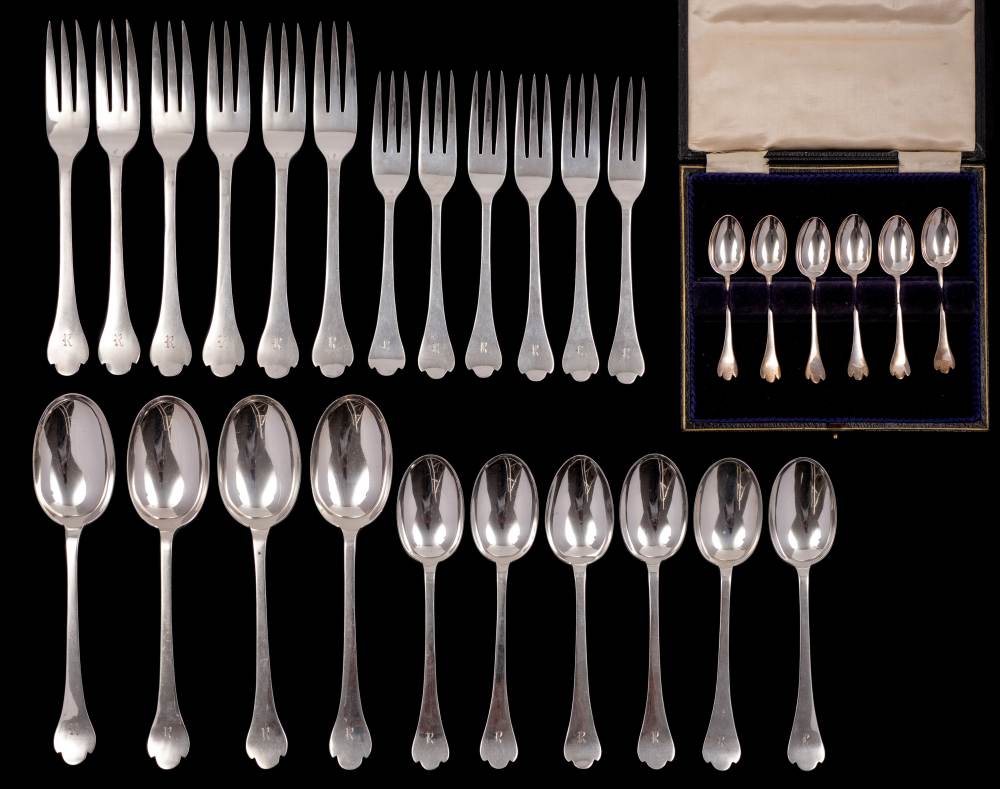 A George V silver Trefid pattern part flatware service, maker Francis Howard, Sheffield, - Image 2 of 2