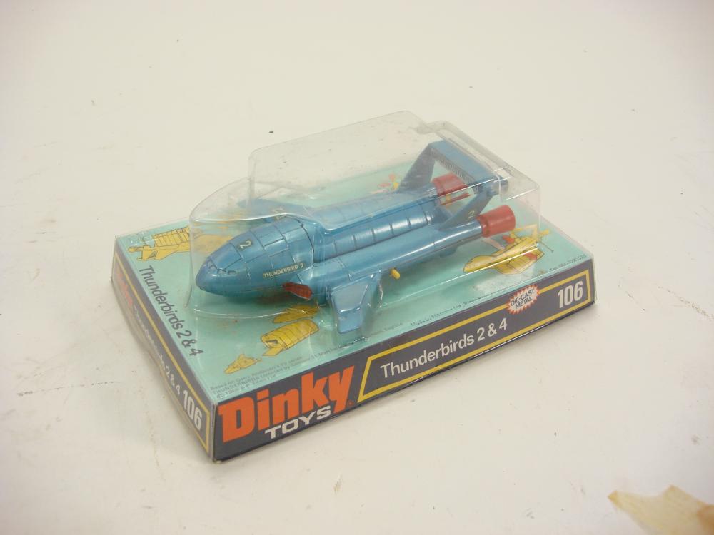 Dinky No 106 Thunderbirds 2 & 4 : in blister pack.