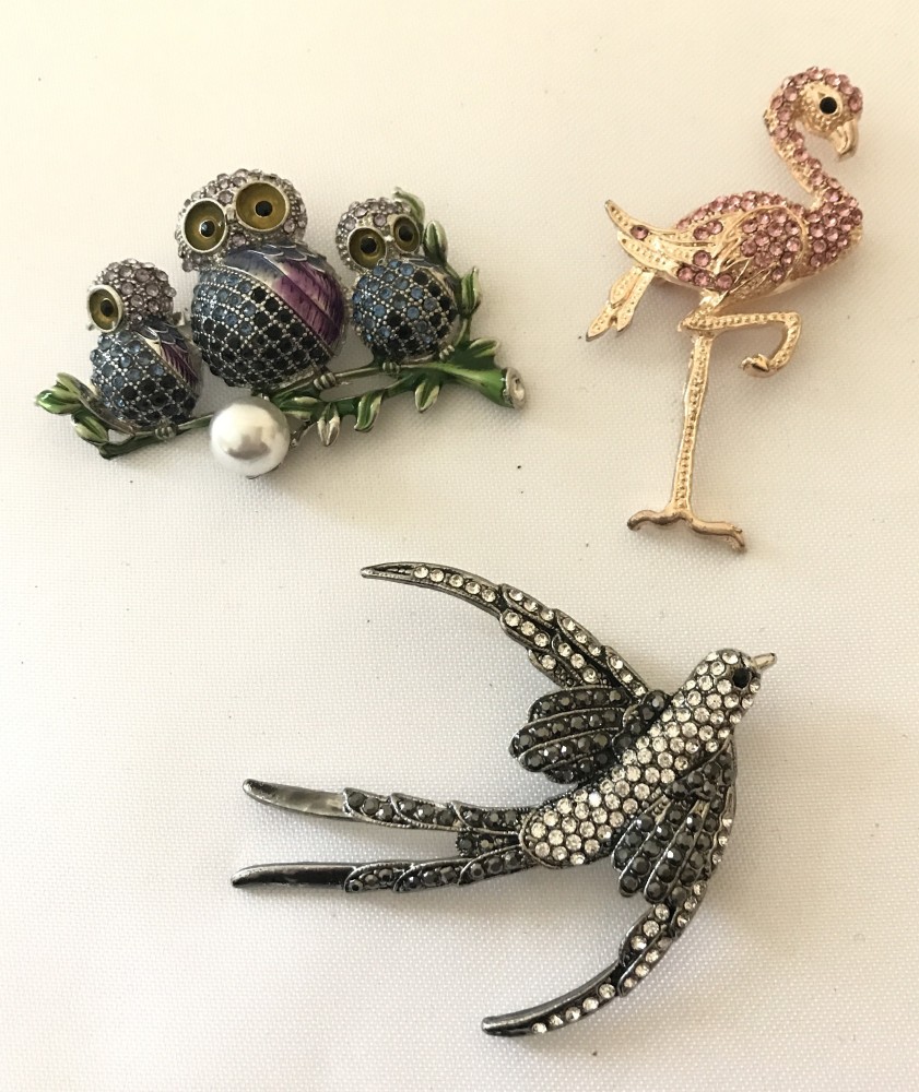 3 costume jewellery stone set bird brooches.