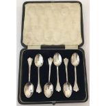 A cased set of silver coffee spoons. Hallmarked Birmingham 1918.