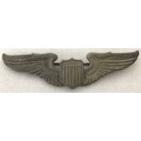 WW2 Style US Pilots wings pin-back badge.