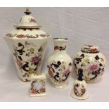 5 pieces of Masons ceramics in "Mandalay" pattern.