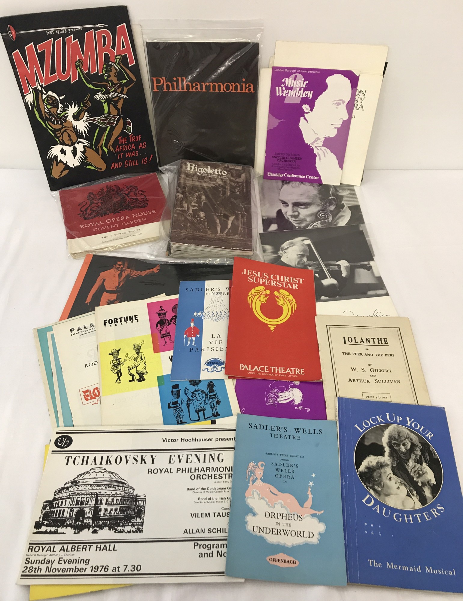 A collection of vintage theatre programmes of musicals & concerts.