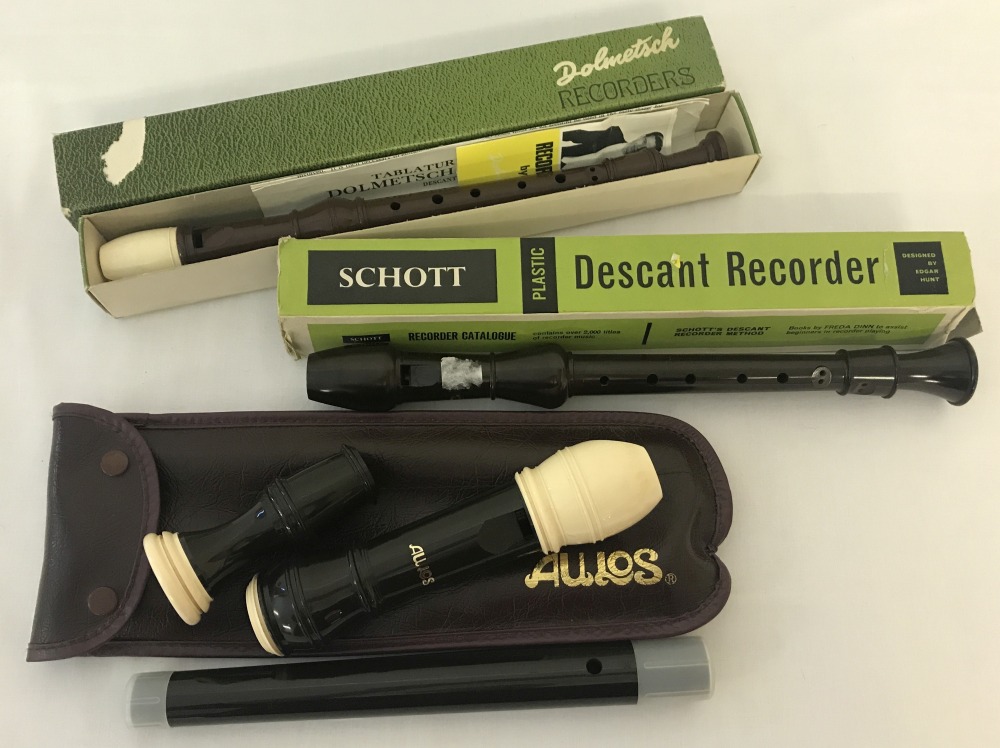 3 vintage boxed/cased recorders; 2 descant and a treble.