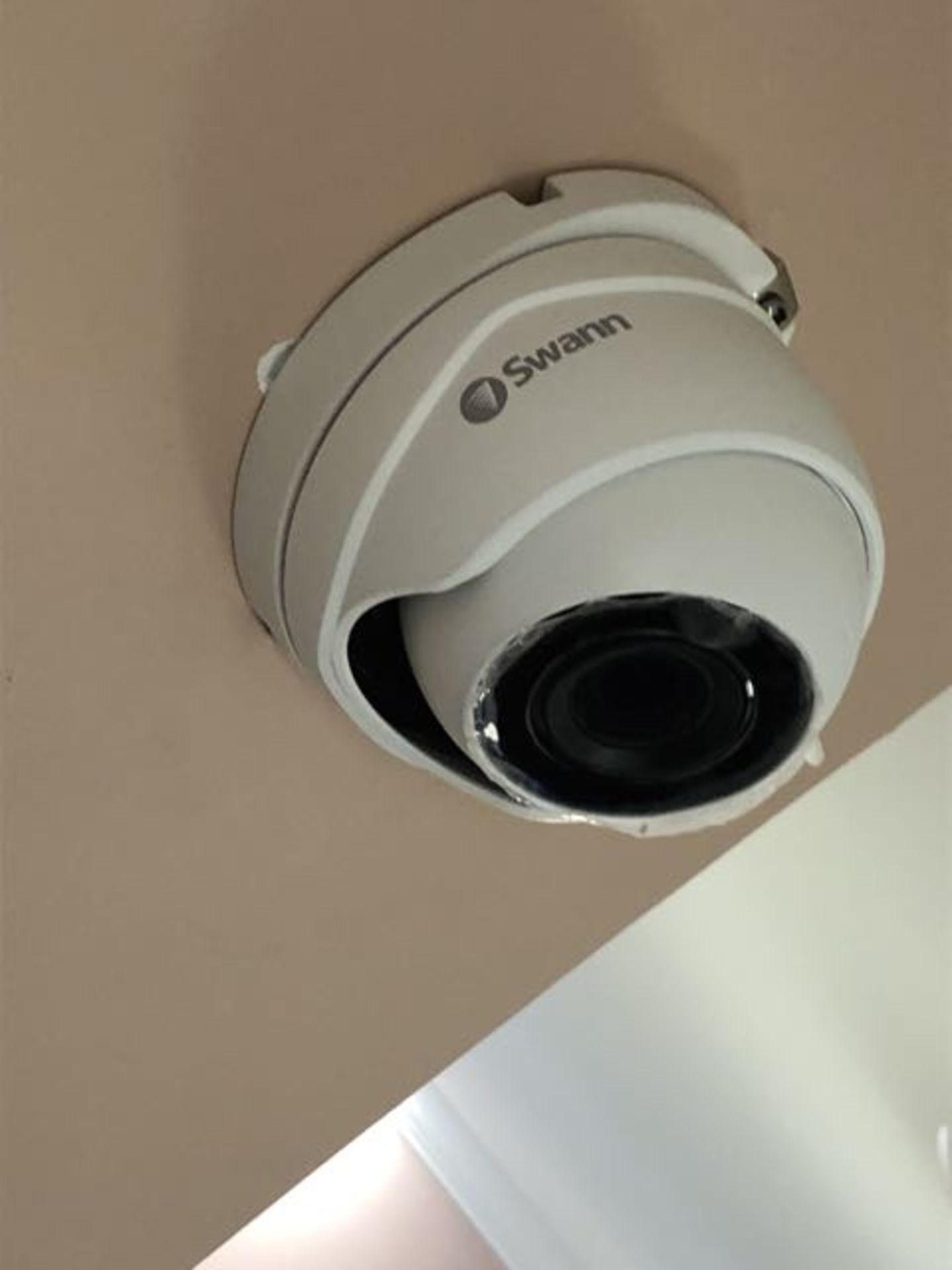 Système de surveillance SWANN avec (7) cameras Swann - Image 5 of 5