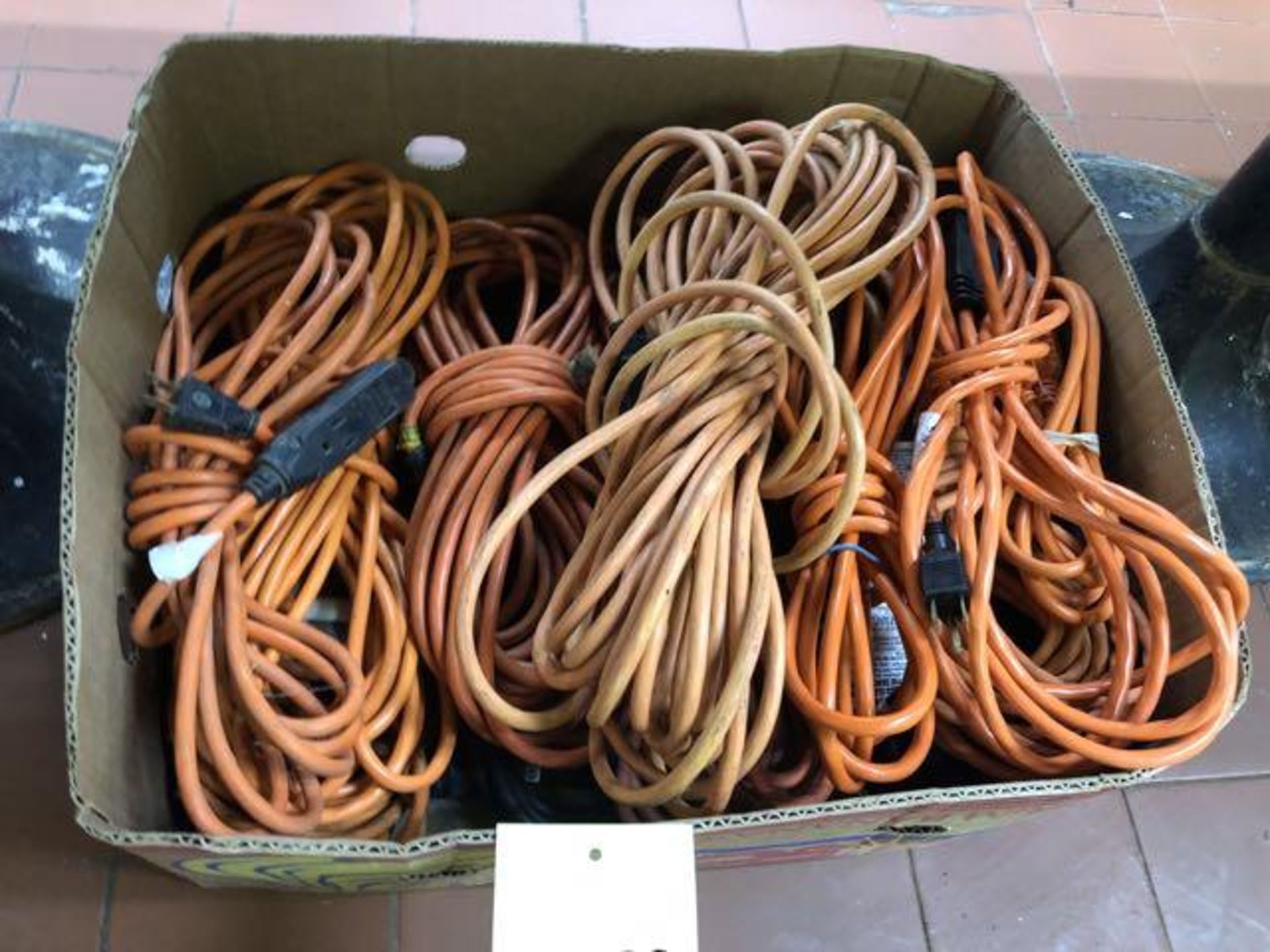 Lot d'approx (20) extensions oranges