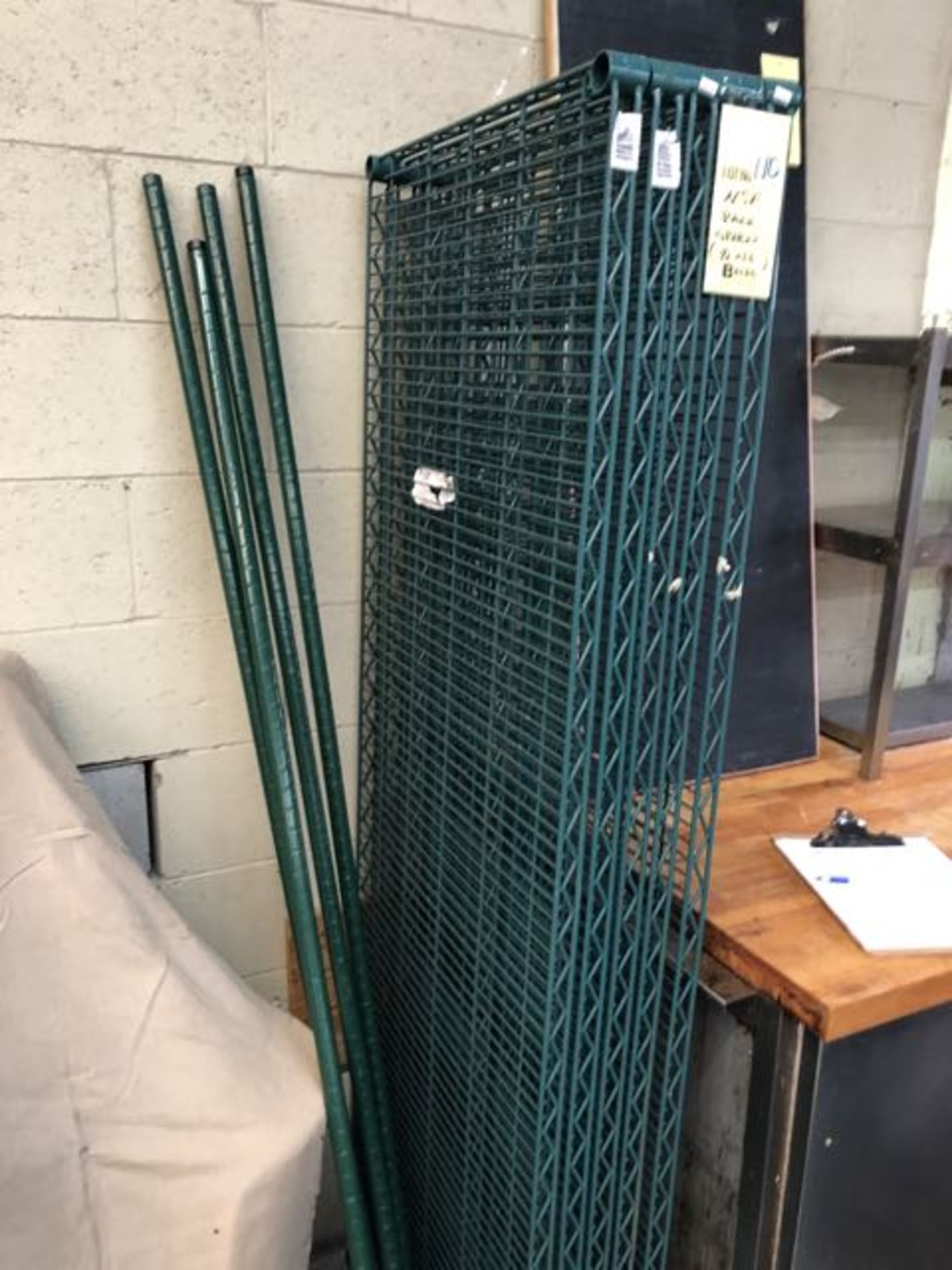 Rack NSF - défaite - avec poteaux et clips - 72 x 26 "