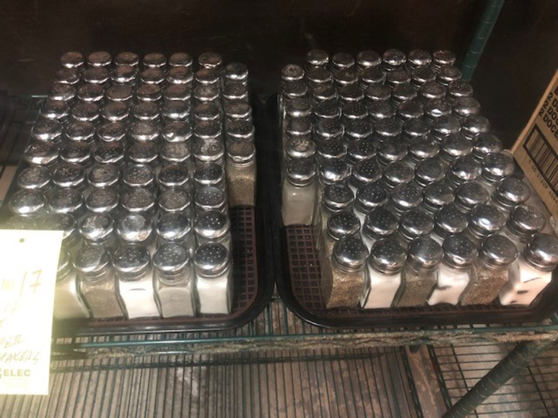 LOT: Salt & Pepper Shakers