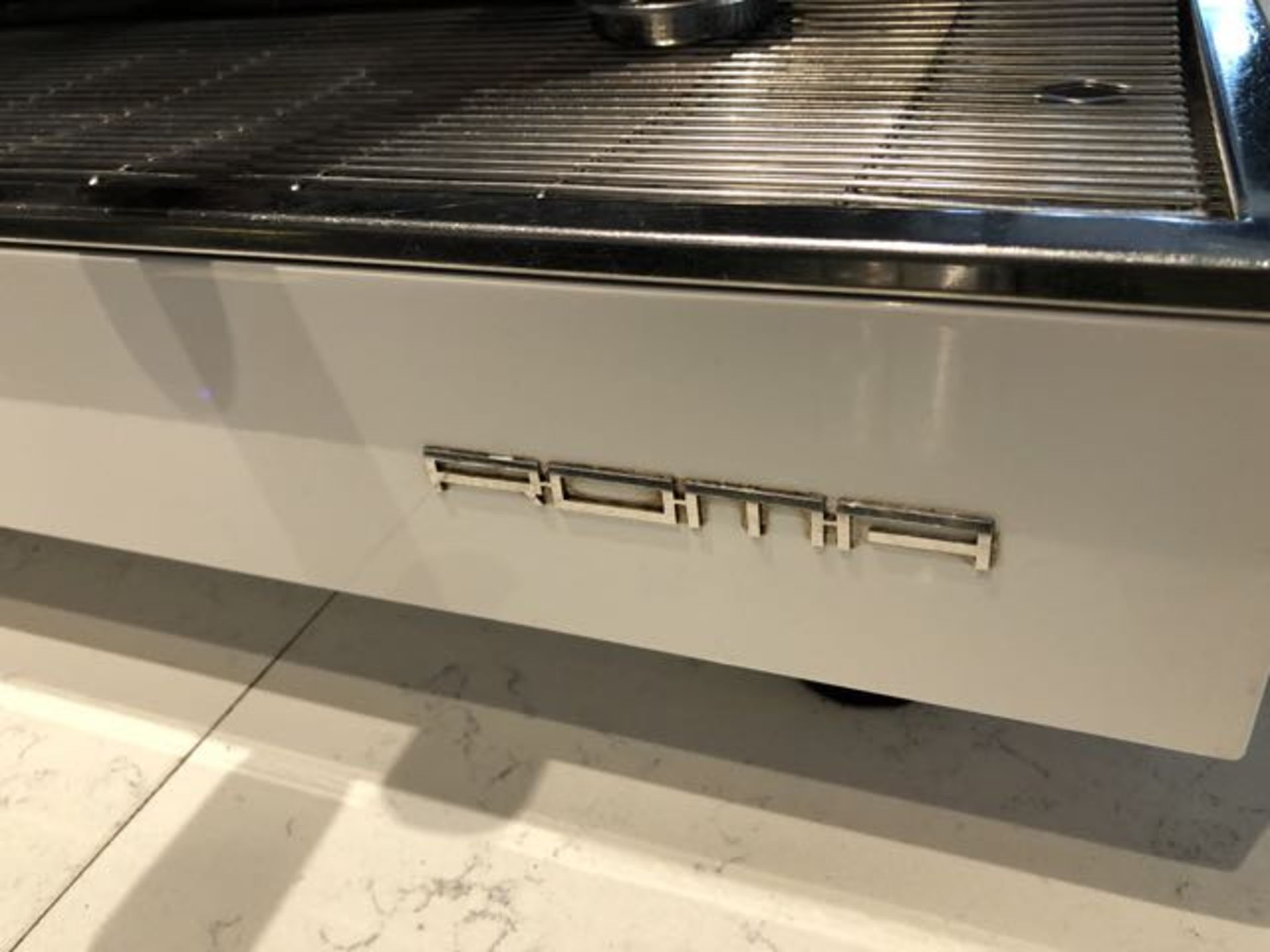 Superbe Machine à Cappuccino / EspressoSAN REMO mod # ROMA # RMA 330913 , 3 têtes - Image 7 of 8