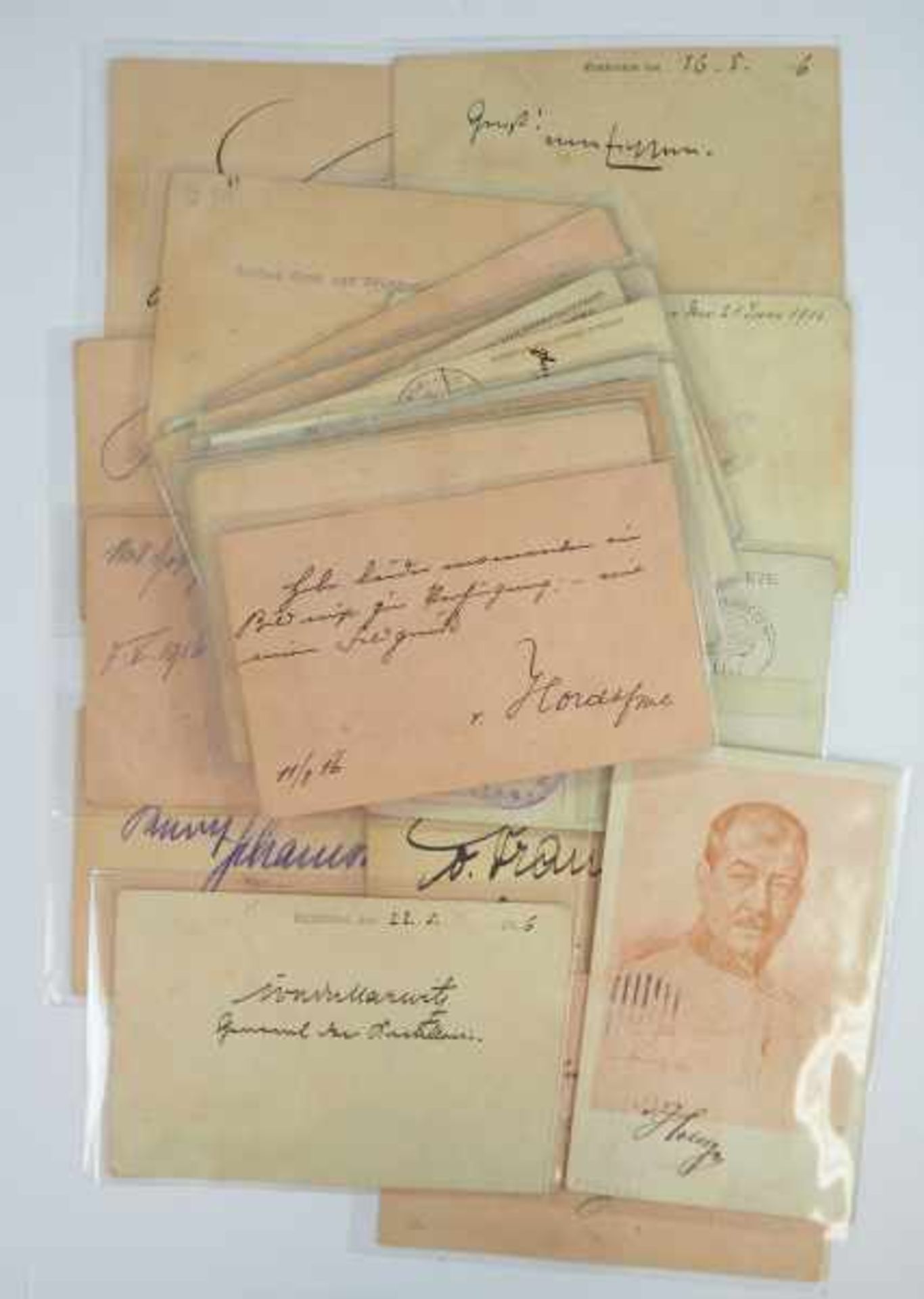 3.3.) AutographenSammlung von 32 Autographen kaiserlicher und KuK Heerführer.Je auf PK bzw. Karten - Image 2 of 2