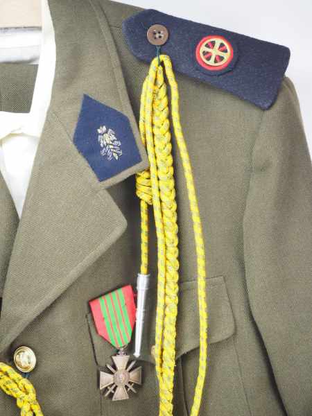 4.1.) Uniformen / KopfbedeckungenFrankreich: Nachlass eines Soldaten der Nachrichtentruppe, - Image 4 of 5