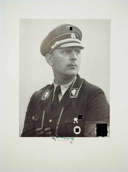 3.3.) AutographenDaluege, Kurt.(1897-1946). SS-Oberst-Gruppenführer und Generaloberst der Polizei, - Image 2 of 4