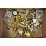 7.5.) UhrenLot Modeschmuck.Diverses.Zustand: II-7.5 ) Watches-