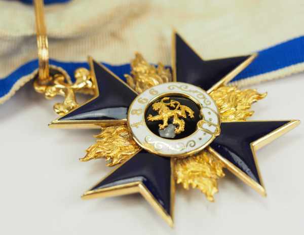 1.1.) Kaiserreich (bis 1933)Bayern: Militär-Verdienst-Orden, Kreuz 2. Klasse.Gold, teilweise - Image 4 of 4