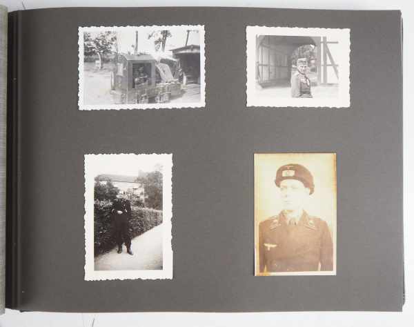 3.2.) Fotos / PostkartenFotoalbum: RAD, Wehrmacht und Bundeswehr.Kunstledereinband, mit - Image 5 of 12