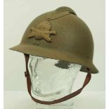 4.1.) Uniformen / KopfbedeckungenFrankreich: Adrian M26 Artillerie Helm.Olivgrüne Lackierung,