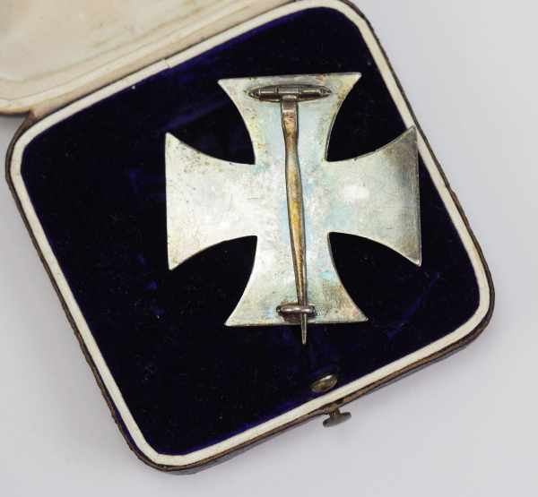 1.1.) Kaiserreich (bis 1933)Preussen: Eisernes Kreuz, 1914, 1. Klasse, im Etui.Geschwärzter - Image 3 of 4