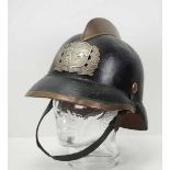 4.1.) Uniformen / KopfbedeckungenNassau: Feuerwehr Helm, für Mannschaften.Schwarze Lederglocke,