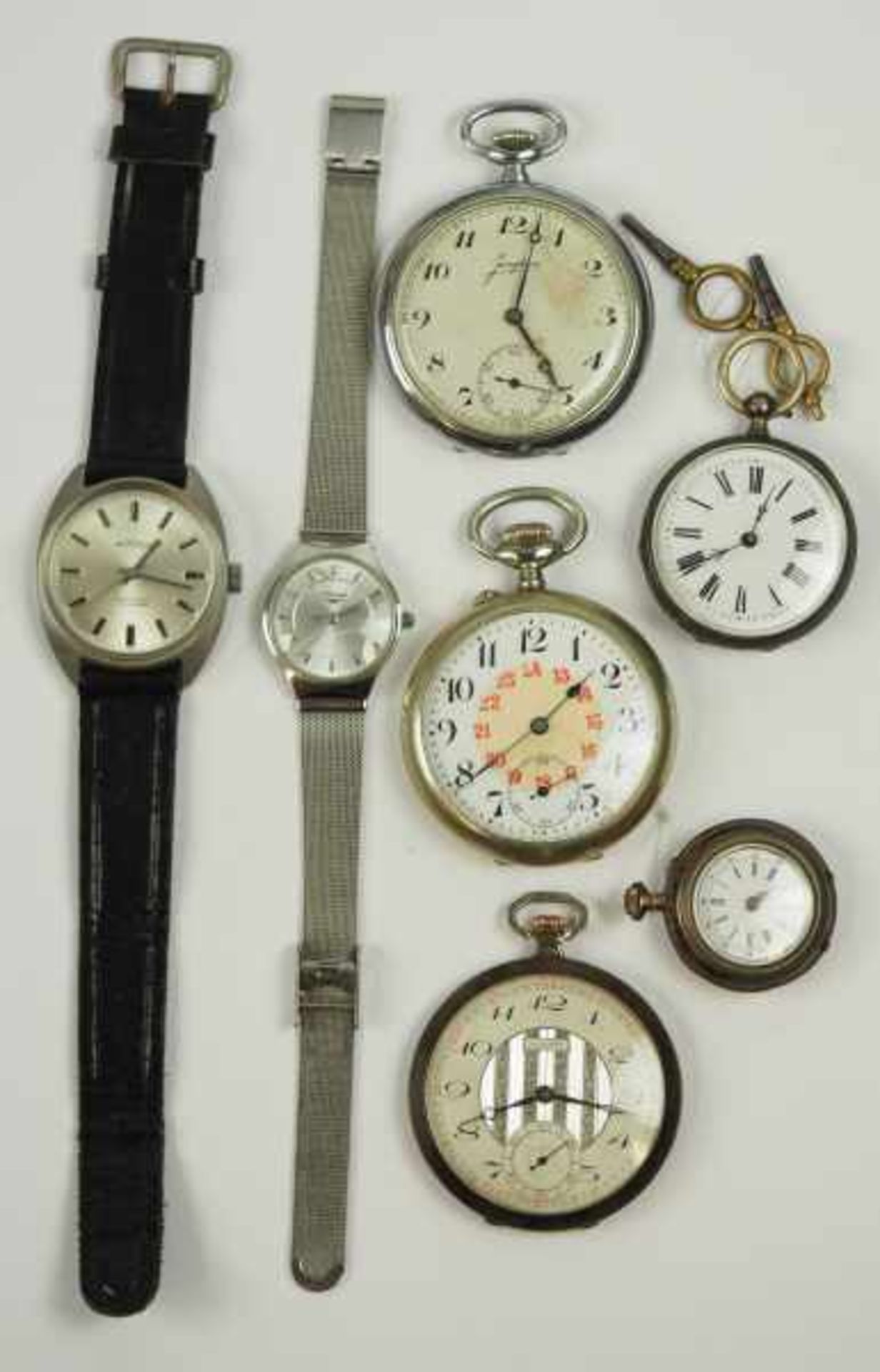 7.5.) UhrenLot Taschenuhren.Diverse. U.a. Logines und Junghans.Zustand: II7.5 ) Watches - Image 2 of 6