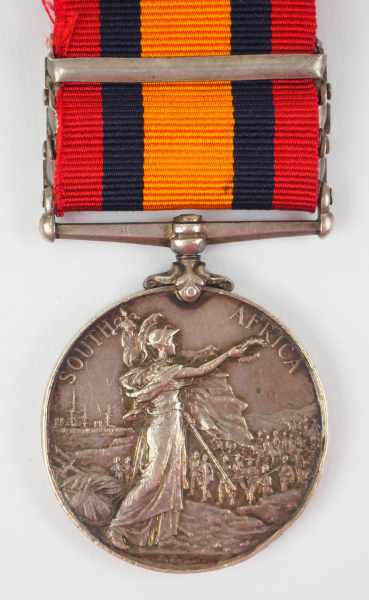 2.1.) EuropaGroßbritannien: Queens South Africa Medal - Scots Guards.Silber, mit den Sangen " - Image 3 of 3