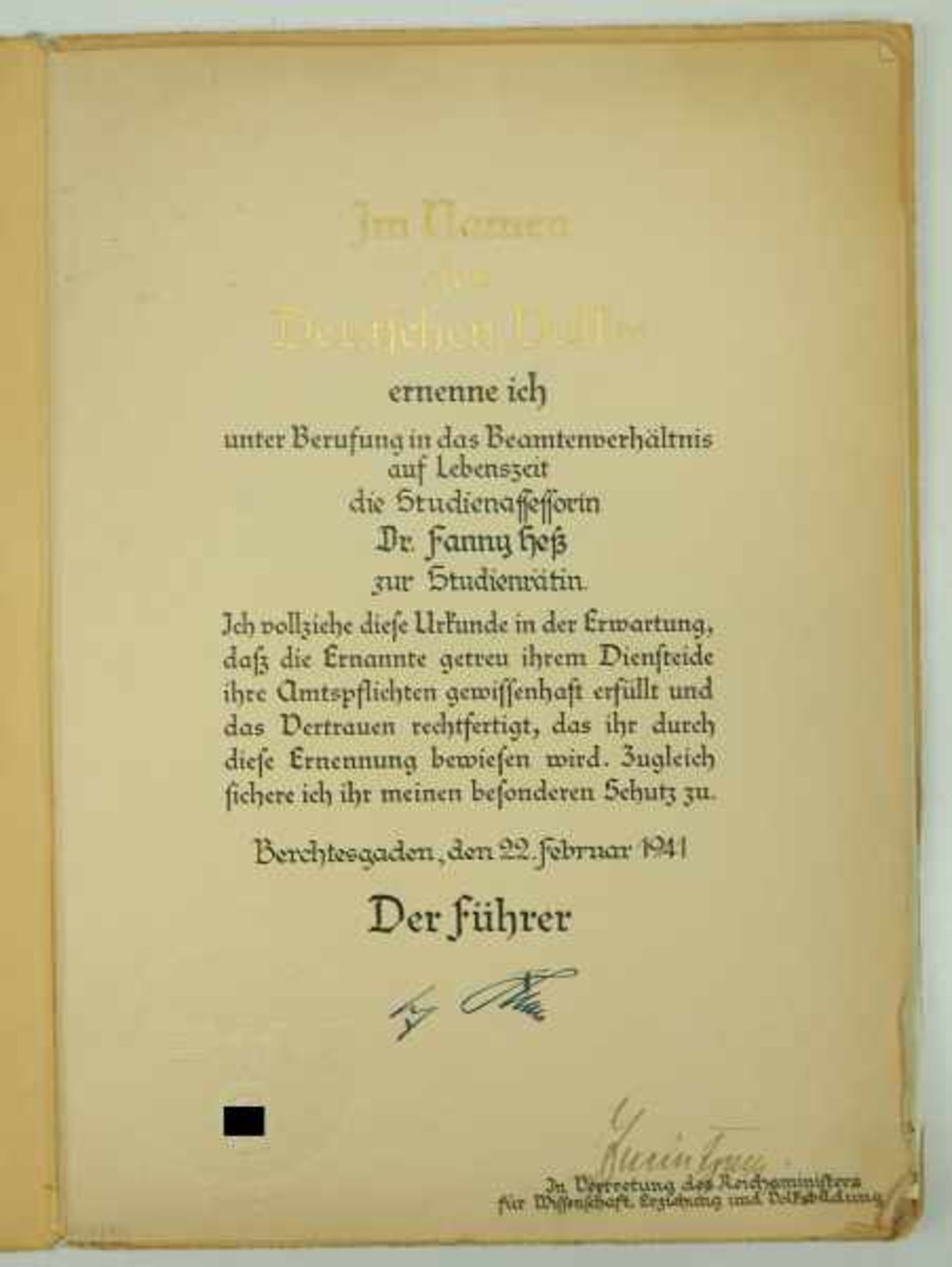 3.1.) Urkunden / DokumenteNachlass einer Frau Dr. Studienrätin.- Patent zur Studienrätin (