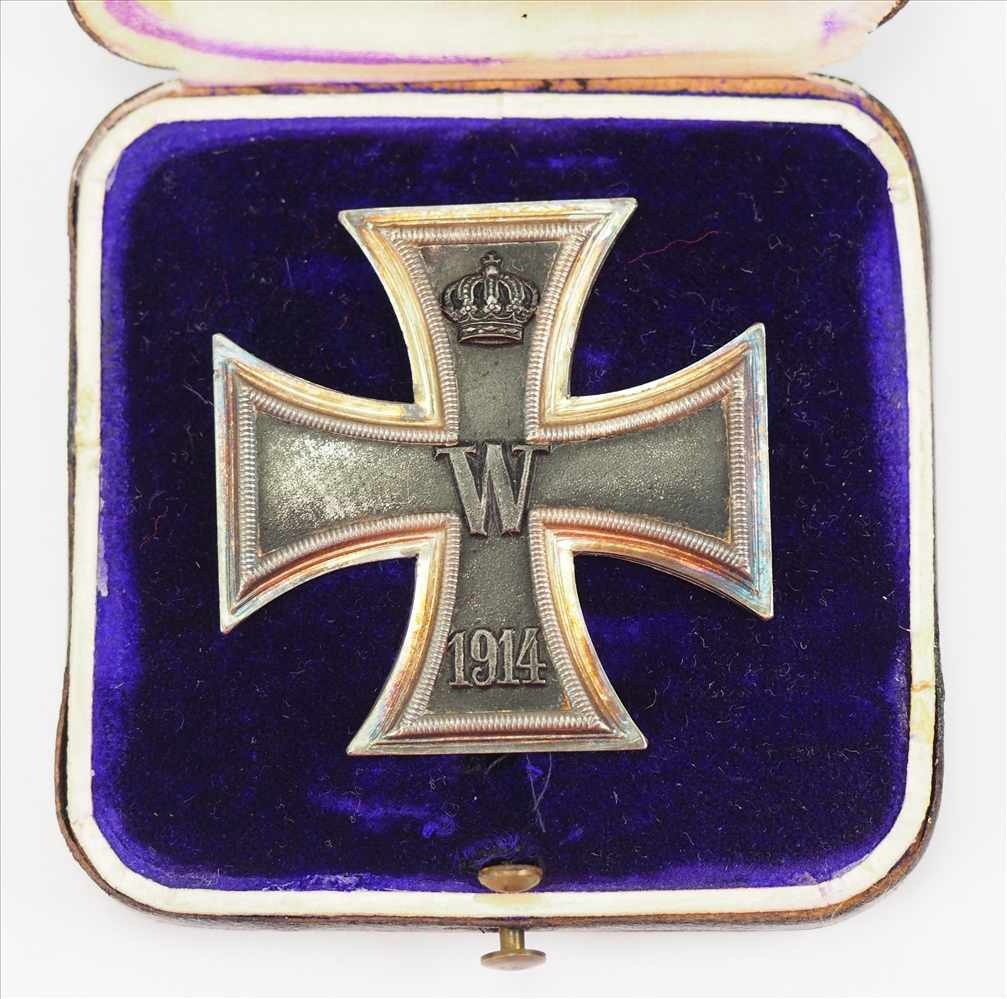 Preussen: Eisernes Kreuz, 1914, 1. Klasse, im Etui - WS.Geschwärzter Eisenkern, Silber Zarge, an - Image 2 of 5