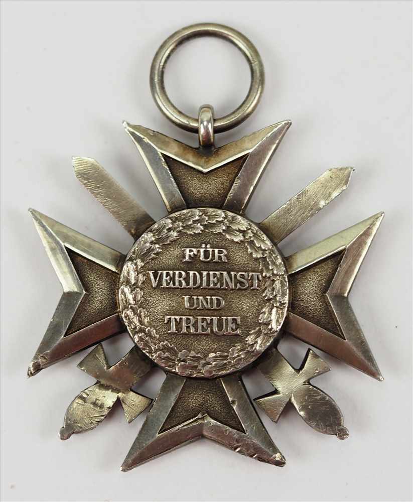 Sachsen: Zivilverdienstorden, 2. Modell (1911-1918), Verdienstkreuz, mit Schwertern.Silber, polierte - Image 2 of 2