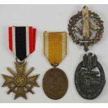 Nachlass eines Panzersoldaten.1.) Kriegsverdienstkreuz, 2. Klasse mit Schwertern, 2.) Schutzwall
