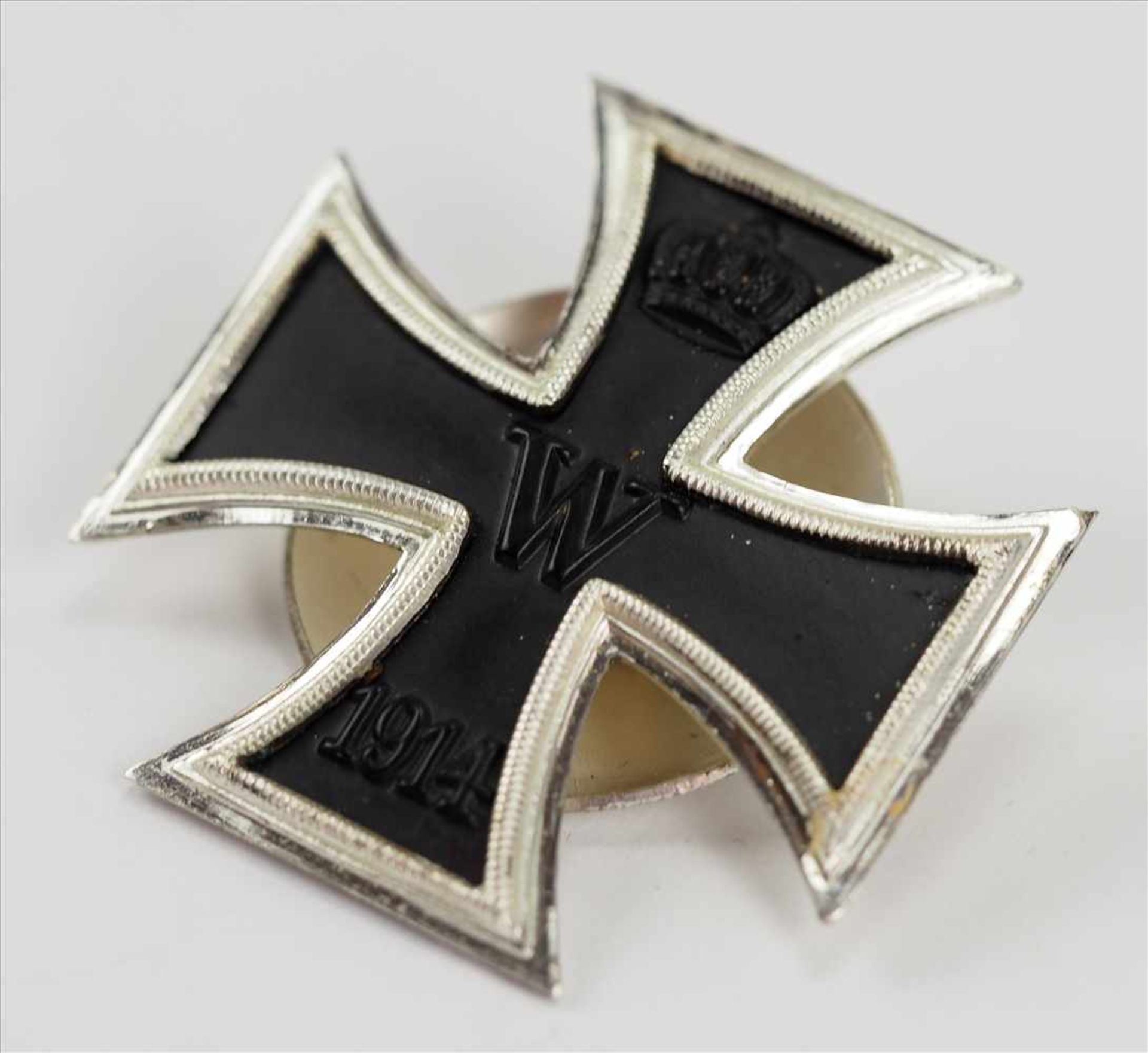 Preussen: Eisernes Kreuz, 1914, 1. Klasse - Schraubscheibe.Geschwärzter Kern, versilberte Zarge, - Bild 2 aus 3