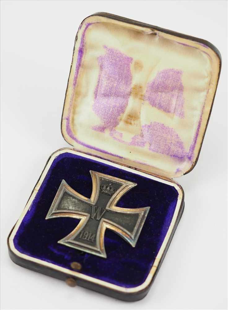 Preussen: Eisernes Kreuz, 1914, 1. Klasse, im Etui - WS.Geschwärzter Eisenkern, Silber Zarge, an