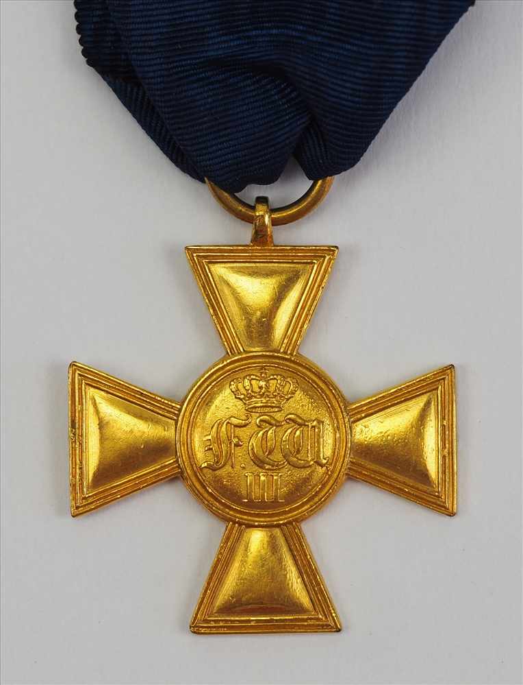 Preussen: Offiziers Dienstauszeichnung, für 25 Jahre - HOSSAUER.Bronze vergoldet, polierte Kanten,