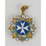 Malteser Orden - Barockes Ordenszeichen.Gold, emailliert mit feinster Malerei, Avers: Weißes