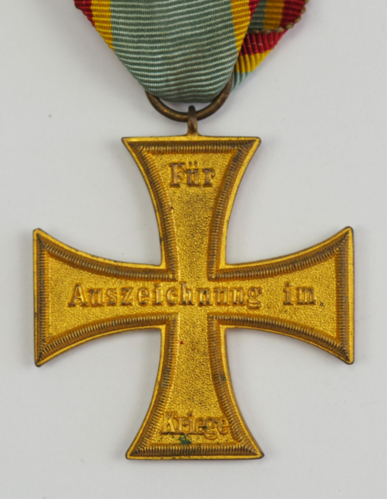 Mecklenburg-Schwerin: Militärverdienstkreuz, 1914, 2. Klasse.Bronze vergoldet, am Bande.Zustand: II - Bild 2 aus 2