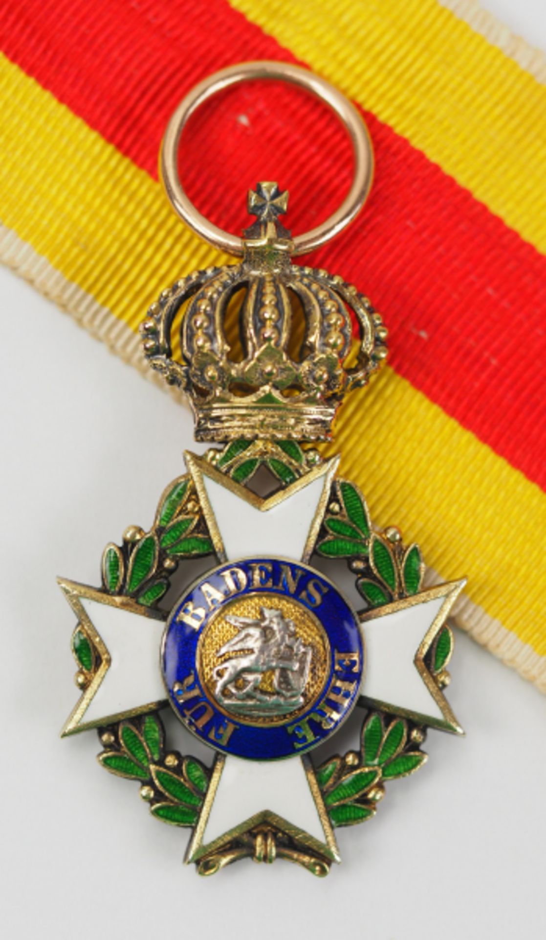 Baden: Militärischer Karl-Friedrich-Verdienstorden, Ritterkreuz.Gold, teilweise emailliert,