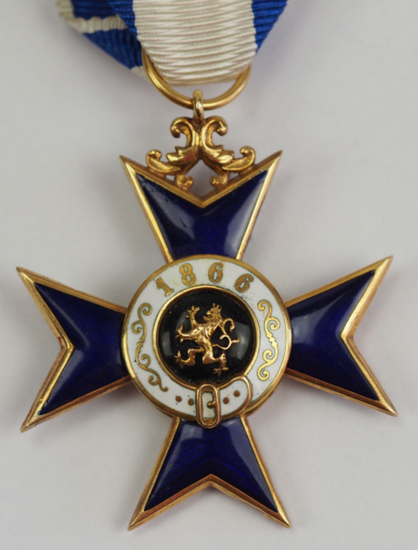Bayern: Militär-Verdienst-Orden, Ritterkreuz 2. Klasse ohne Flammen (1866-1905).Gold, teilweise - Bild 3 aus 5