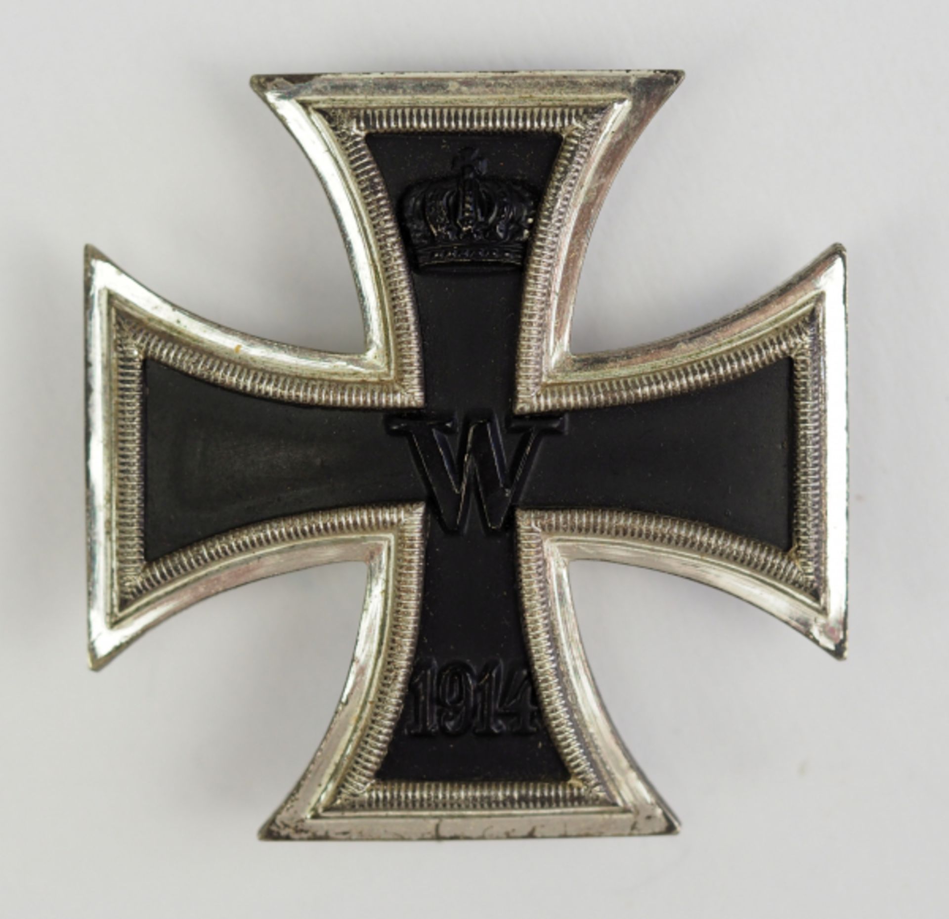 Preussen: Eisernes Kreuz, 1914, 1. Klasse.Geschwärzter Eisenkern, versilberte Zarge, polierte