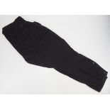 Deutsche Arbeitsfront (DAF): Schwarze Breeches Hose.Schwarzes Kord-Tuch, schwarze DAF-Knöpfe,