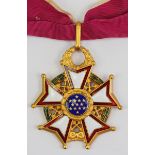 USA: Legion of Merit, Kommandeur.Bronze vergoldet, teilweise emailliert, das Medaillon separat