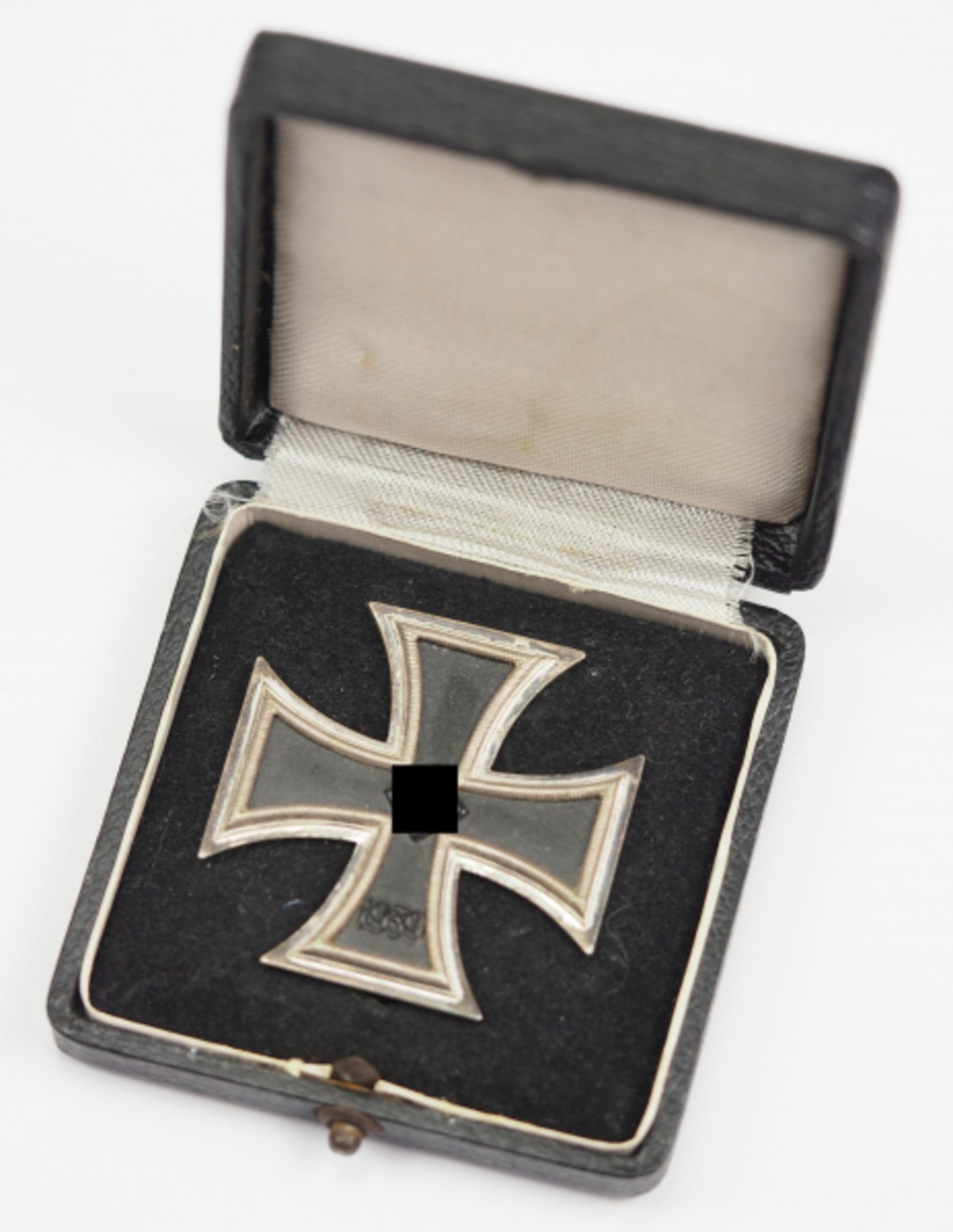 Eisernes Kreuz, 1939, 1. Klasse, im Etui - Deumer Schinkel.Geschwärzter Eisenkern, silberne Zarge,