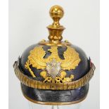 Oldenburg: Pickelhaube für Mannschaften im Feldartillerie-Regiment Nr. 62.Lederglocke, goldene