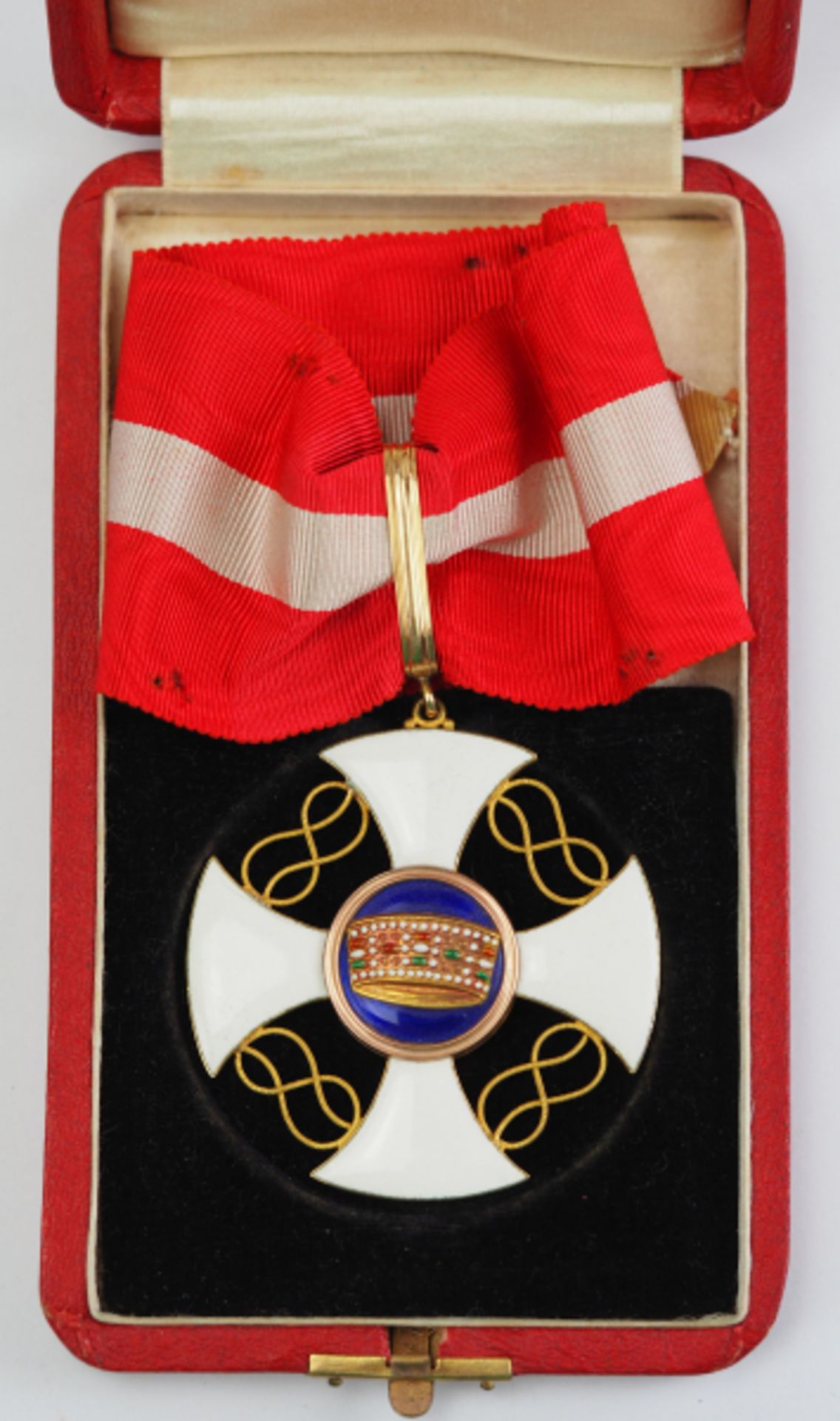 Italien: Orden der Krone von Italien, Komtur Kreuz, im Etui.Gold, teilweise emailliert, mehrteilig - Bild 2 aus 4