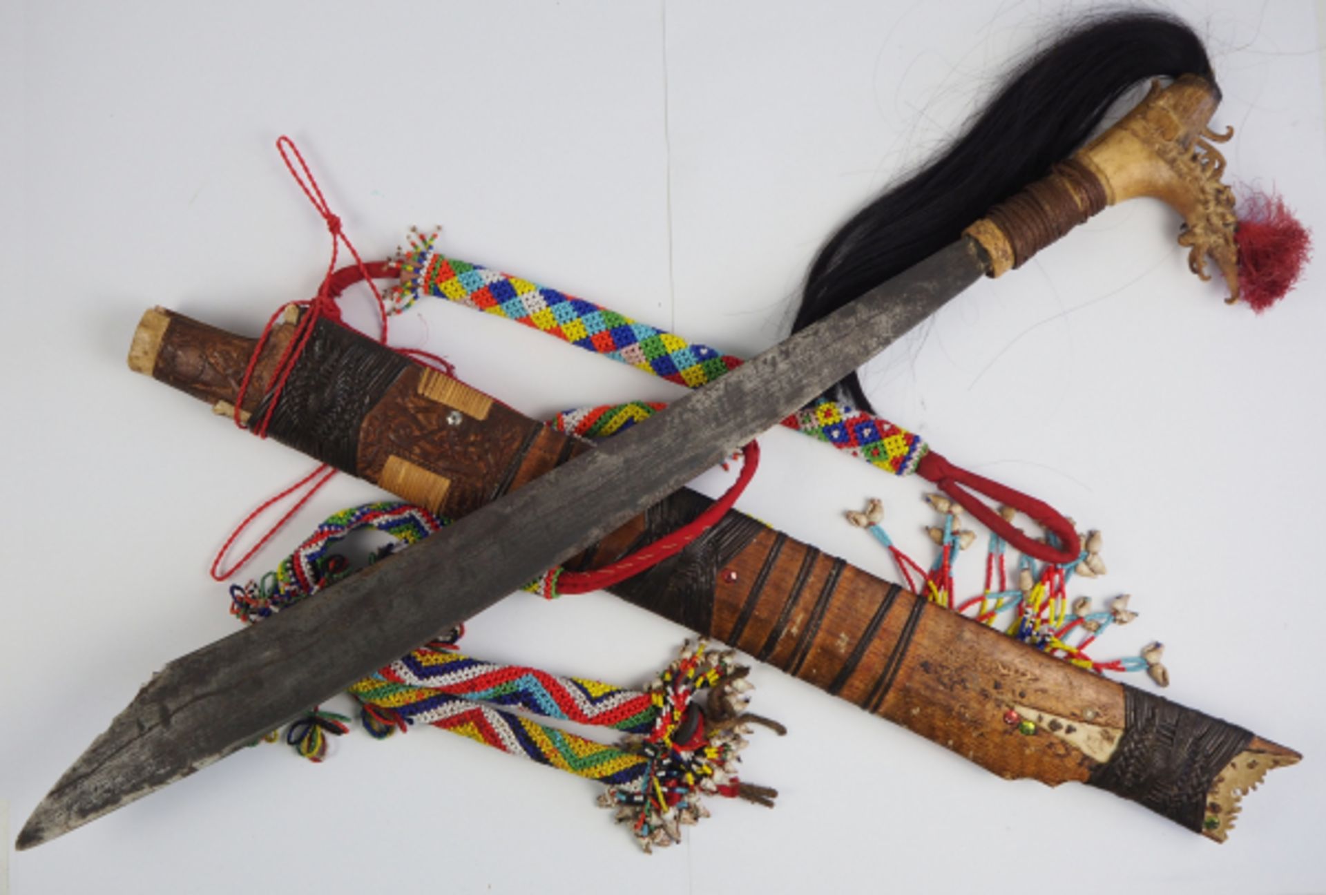 Benin: Yoruba Stamm Nago - Zeremonialschert.Die Klinge aus einfachem Eisen, wohl im Rennofen