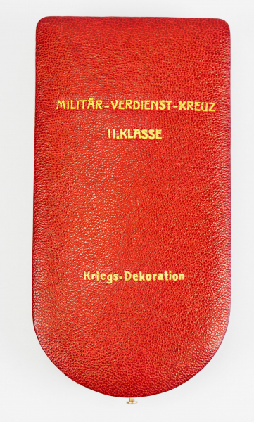 Österreich: Militärverdienstkreuz, 2. Klasse mit Kriegsdekoration, im Etui.Silber, teilweise - Image 8 of 10