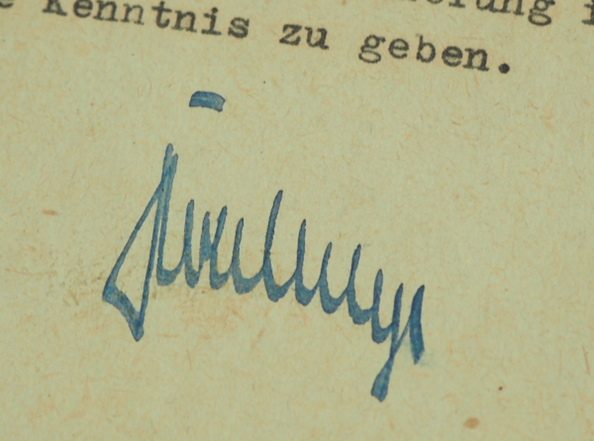 Daluege, Kurt.(1897-1946). Chefs der OrPo, SS-Oberst-Gruppenführer (RKdKVKmX, DKiS), Dienstschreiben - Image 2 of 2