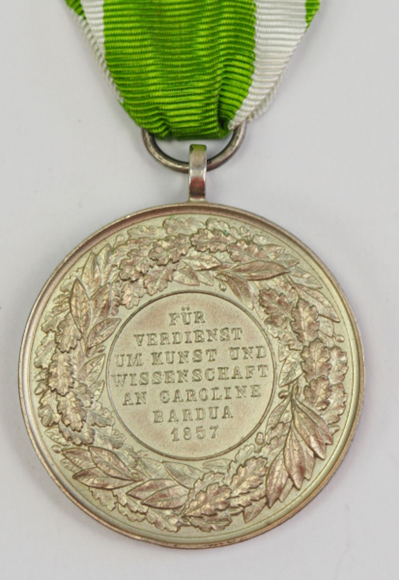 Anhalt: Medaille für Verdienste um Kunst und Wissenschaft - Caroline Bardua 1857.Versilberter und - Bild 3 aus 4
