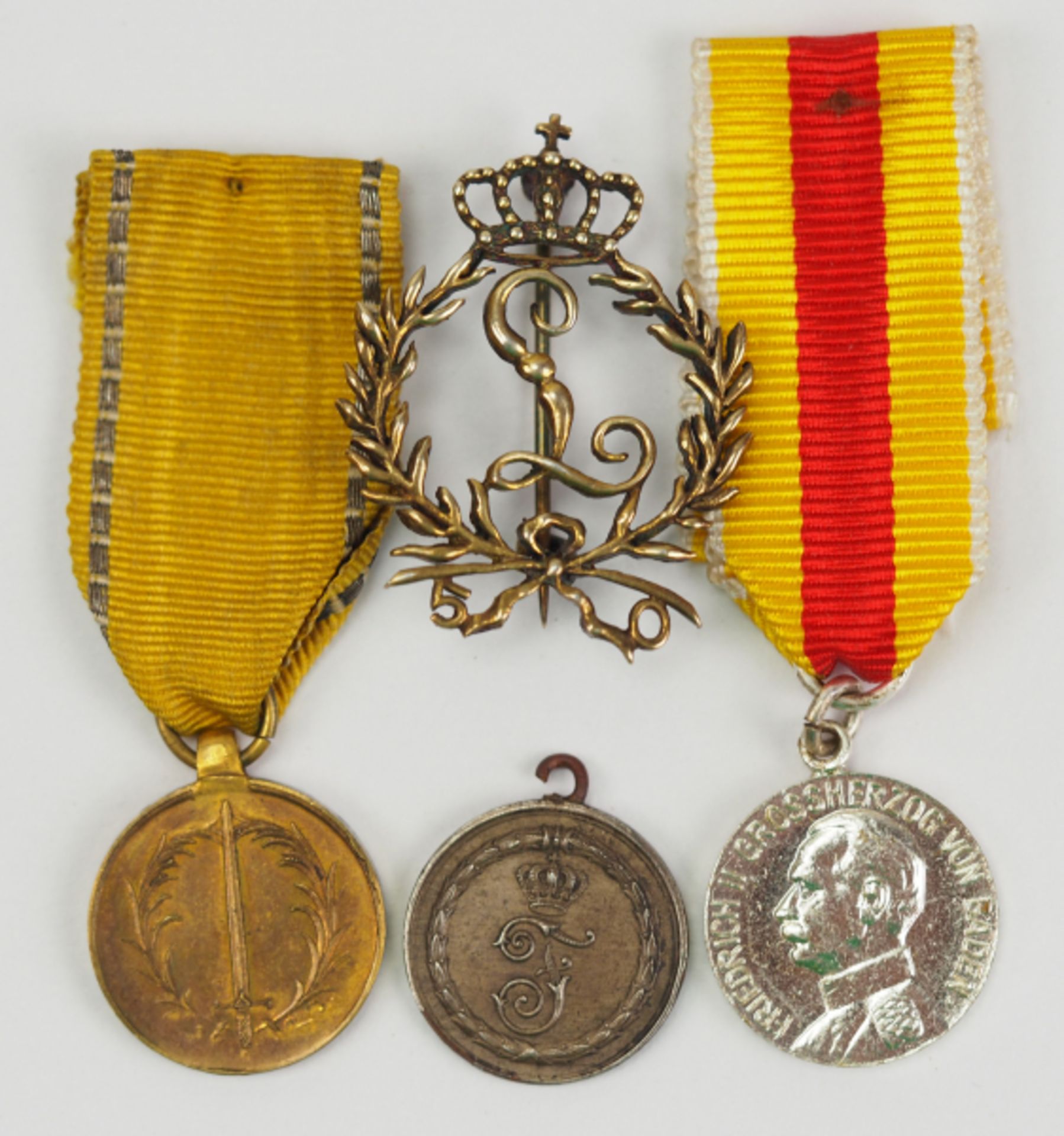 Baden: Lot Miniaturen.1.) Zivilverdienstmedaille, Friedrich II, Silber, 2.) Gedächtnismedaille für