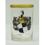 Hohenzollern: Glasbecher.Glas, mit farbig gefasstem Hohenzollern Wappenschild, darüber Helm, der
