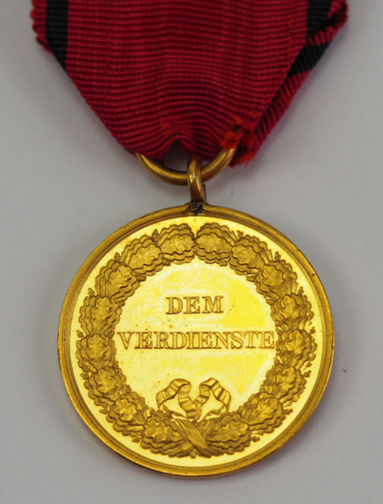 Württemberg: Zivilverdienstmedaille, Karl (1864-1891), in Gold - Abschlag.Bronze vergoldet, am - Image 2 of 2